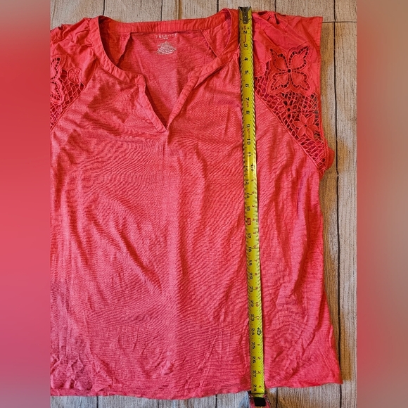 Talbots Plus Size 2X Coral Split Neck Cotton Modal Crochet Embroidered Sleeve - Picture 6 of 7